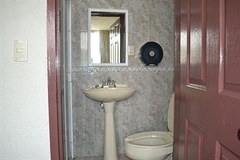 Hotel Costa Brava Guadalajara Esterno foto